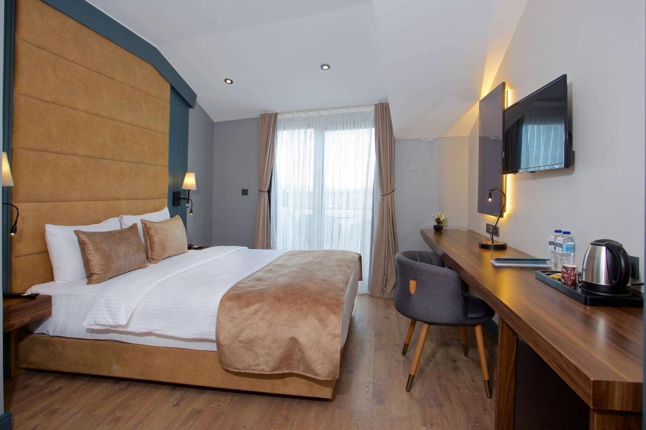 Days Inn By Wyndham Istanbul Arnavutkoy Екстериор снимка
