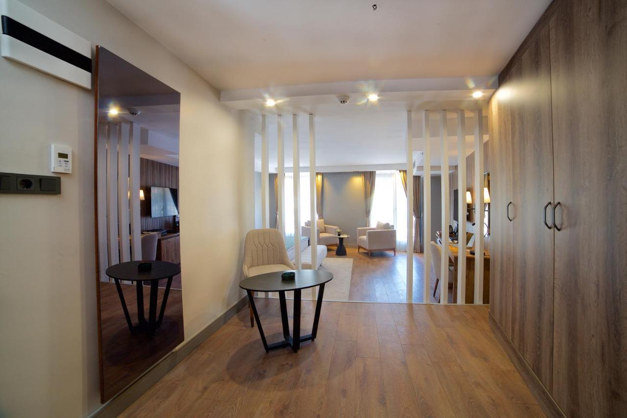 Days Inn By Wyndham Istanbul Arnavutkoy Екстериор снимка