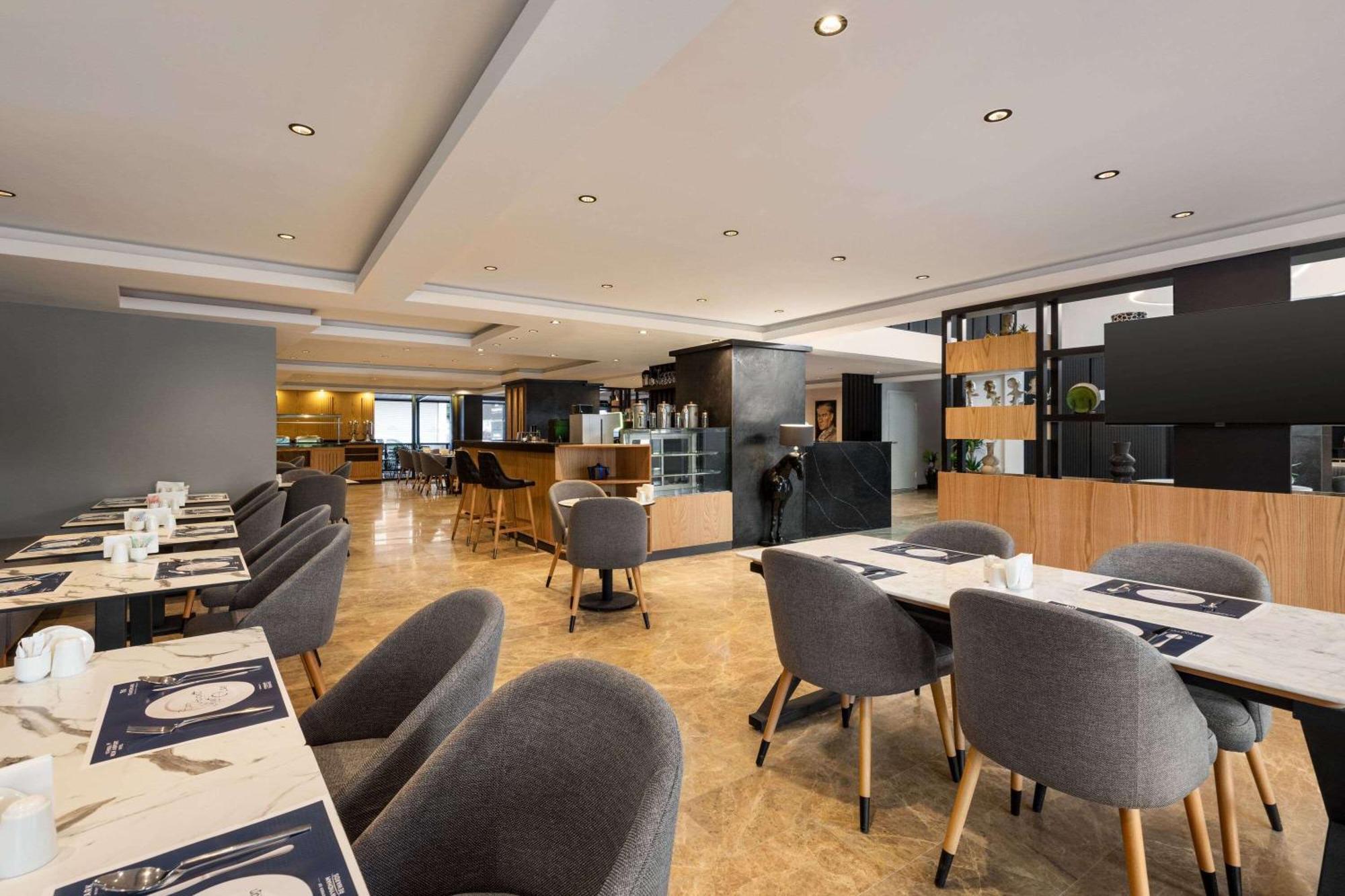 Days Inn By Wyndham Istanbul Arnavutkoy Екстериор снимка